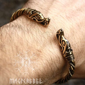 Viking Bracelet Wolf Heads Ragnar Handmade Nordic Brass Twisted Wire Arm Ring