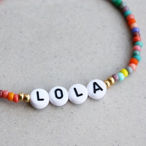 Pulsera personalizada con nombre - Pulseras de cuentas de colores - Regalos de amistad
