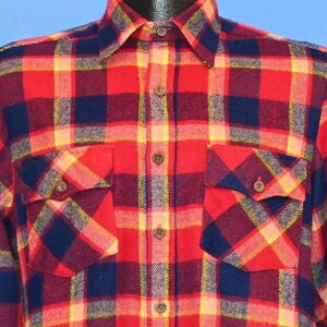 80s Rugged Red Yellow Blue Plaid Acrylic Flannel Square Hem Button Down Shirt Small