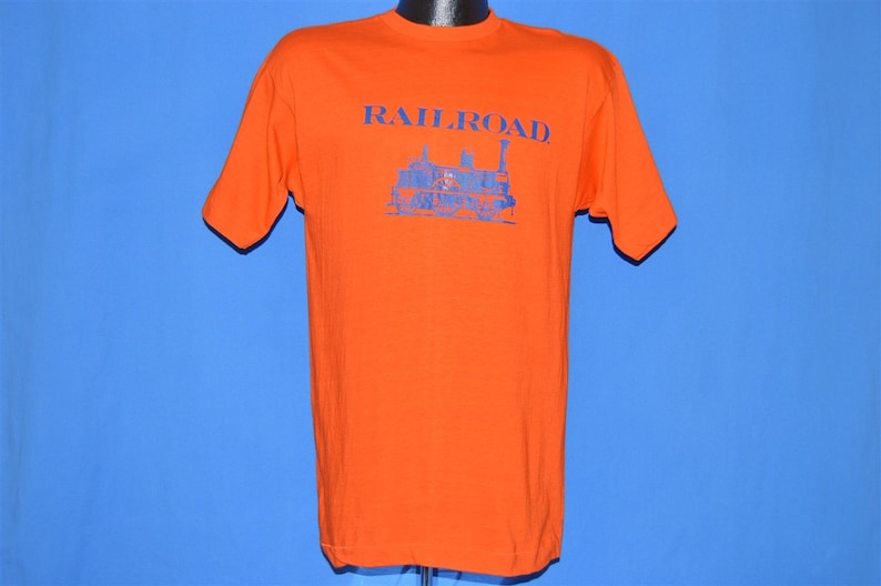 70s Railroad Steam Engine Iron On Graphic t-shirt Medium