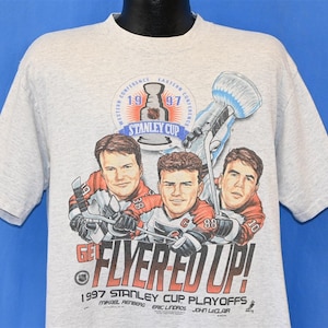 90s Philadelphia Flyers Stanley Cup 1997 Caricature Lindros Renberg LeClair NHL Hockey t-shirt Large