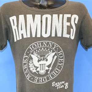 Vintage 1999 Ramones Classic Graphic Tee Faded and Worn