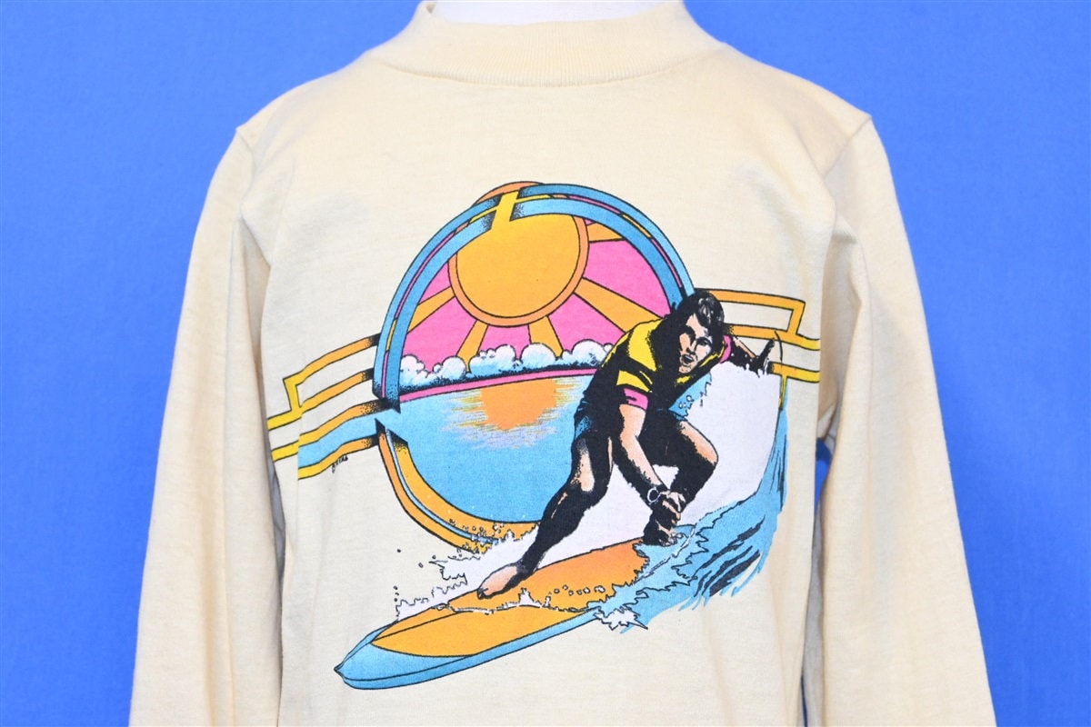 ★2023SS新作★DOMINANT★CLOUD SURFING OVERFIT T-SHIRT Lowrider Sun T-Shirt – Heather Grey Vintage-Inspired Surfing