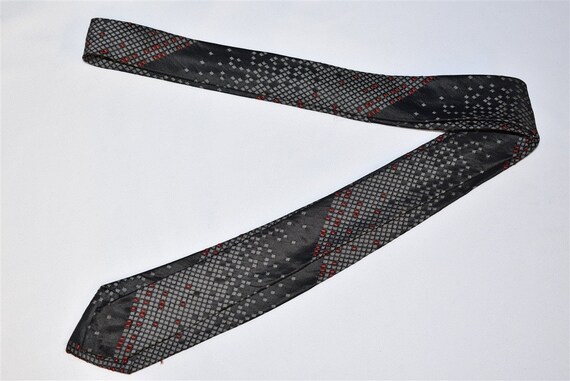50s Black Gray Red Geometric Jacquard Necktie - image 3
