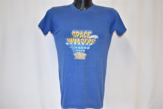 80s Space Invaders Video Game t-shirt Small - image 2