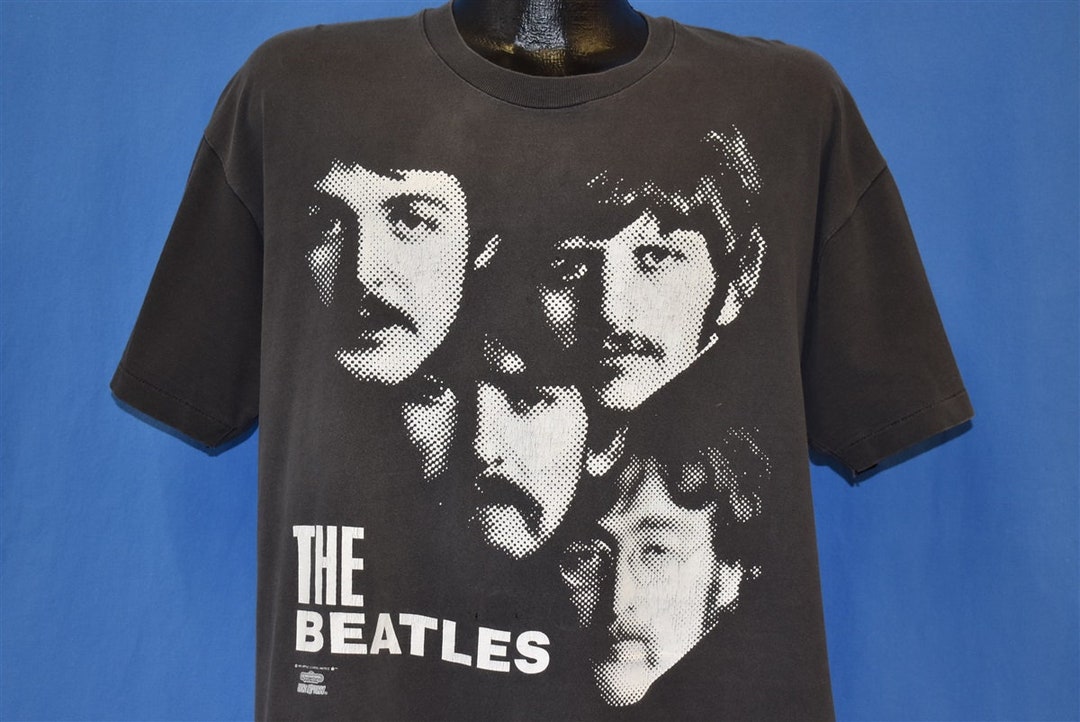 Camiseta rock beatles Sgt. Snoopy Club Band tamanho adulto com