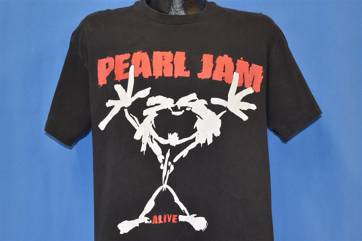 Popular T-Shirt on X: Official Vintage Pearl Jam Mookie Blaylock