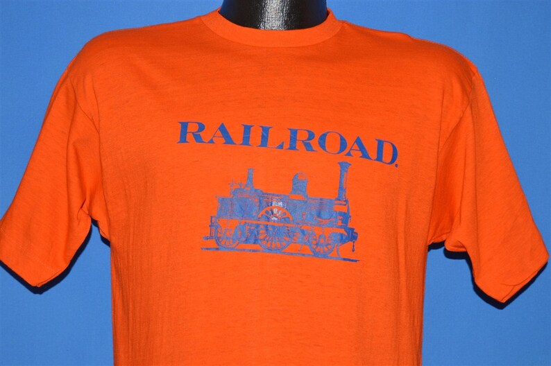 70s Railroad Steam Engine Iron On Graphic t-shirt Medium