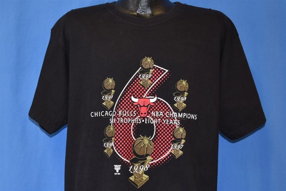1998 NBA Chicago Bulls 3-Peat Champions Basketball Vintage T-Shirt