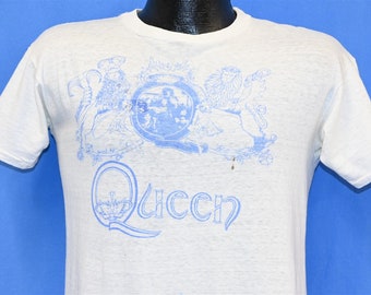 70s Queen Crest Freddie Mercury Rock N Roll Band Distressed t-shirt Small