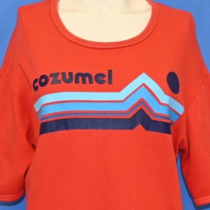 Jaren 80 Cozumel Mexico Mountain Sunset Gestreept Rood Zacht T-shirt Dames Medium