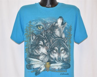90s Colorado Wolves Share Earth Nature Animal Moon Star Night Wolf t-shirt Large