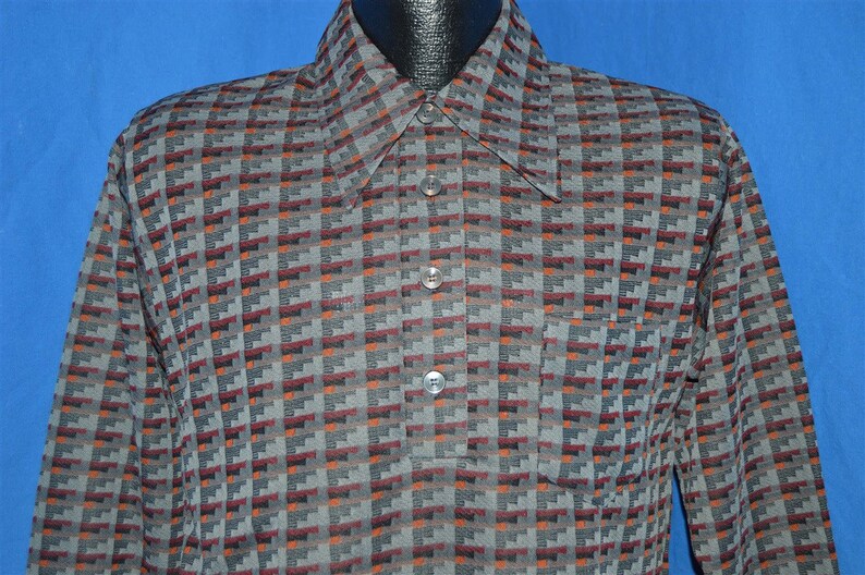 70s Campus Ultra Knit Gray Marroon Pullover Disco Shirt Medium