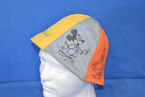 duck bucket hat