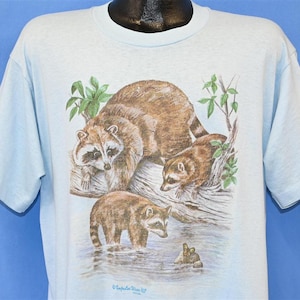 90s Raccoons River Forest Wildlife Nature Blue Soft t-shirt Extra Large