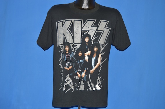 90 s baiser chaud à l’ombre de 1990 Medium Tour t-shirt Medium 1990 1973b7 90 s baiser chaud à l’ombre de 1990 Medium Tour t-shirt Medium 1990 1973b7