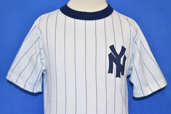 yankees pinstripe t shirt