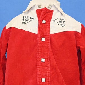 Camisa de caubói com botões de pérola ocidental de veludo cotelê vermelho dos anos 50, tamanho pequeno para jovens