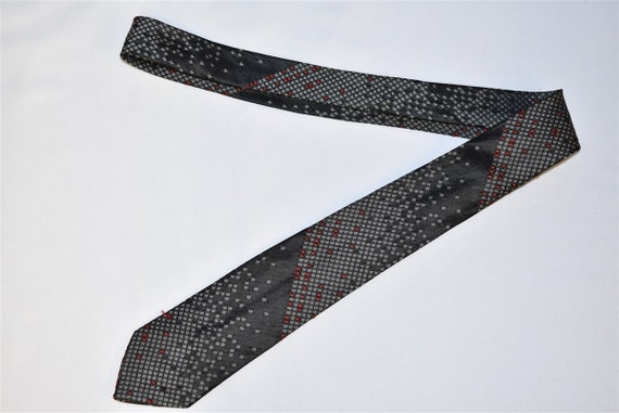 50s Black Gray Red Geometric Jacquard Necktie - image 2