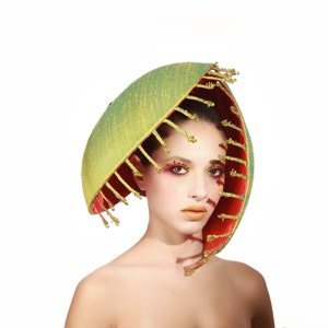 Oversized Venus Fly Trap Headpiece, Raw Silk Fascinator