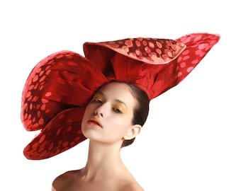 Giant Red Flower Headpiece, Rafflesia Fascinator