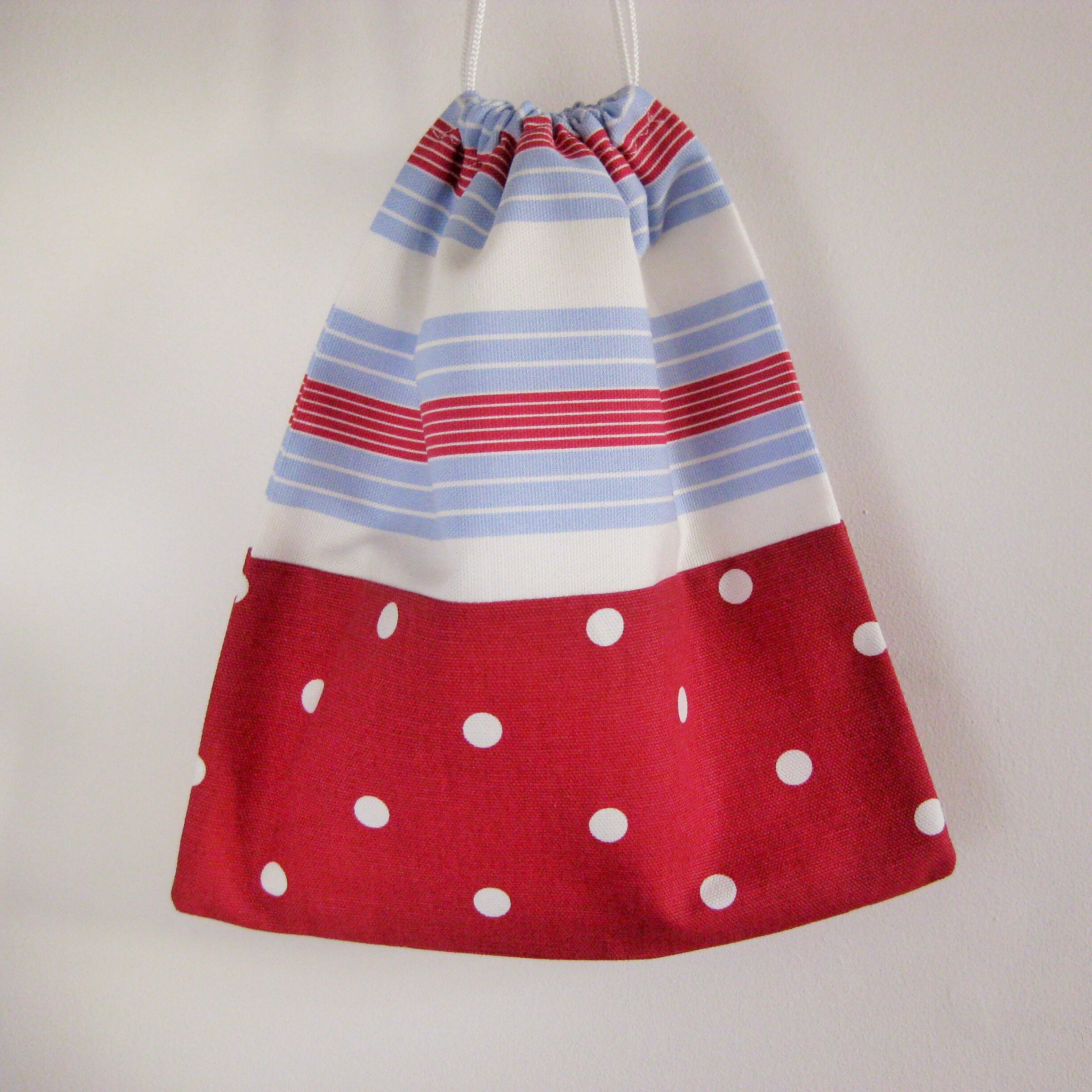 drawstring sponge bag