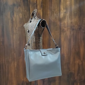Ready to ship* Ella style Breast Pump Bag for Willow, Elvie, Freestyle, or Spectra 9 pump in Charcoal Faux Leather with Charcoal lining