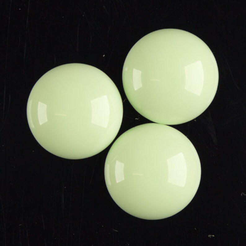 8mm round cabochon 20pcs mint green opaque image 3