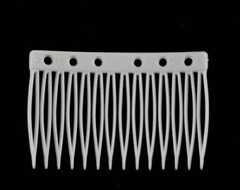 72x47 Comb avec 6 trous en blanc 1Pcs (K2503_W)