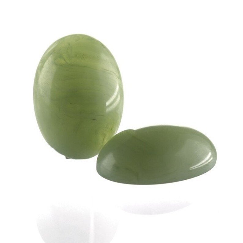 18x13 Oval cabochon in jade 4pcs image 2