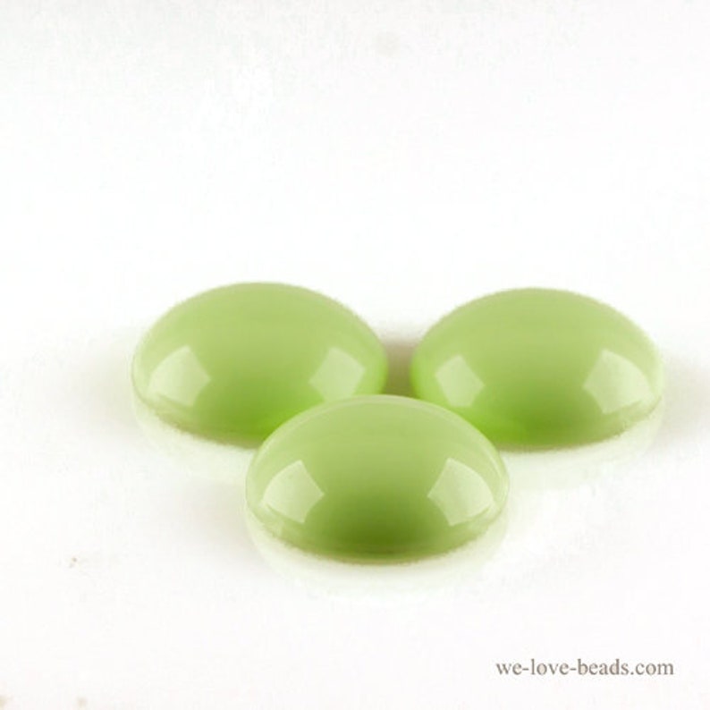 8mm round cabochon 20pcs mint green opaque image 1