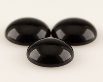 28mm round cabochon in black 1Pcs