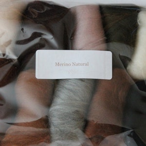 10 NATURAL COLOURS Merino Roving Wool