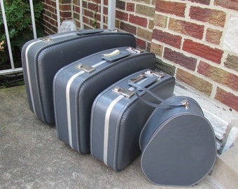nesting suitcase set