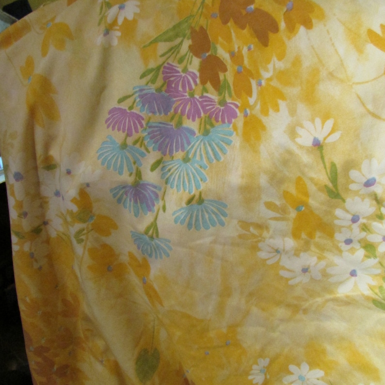 Royal Cannon Shangri La Full Size Flat Sheet Floral Print in Yellow Gold