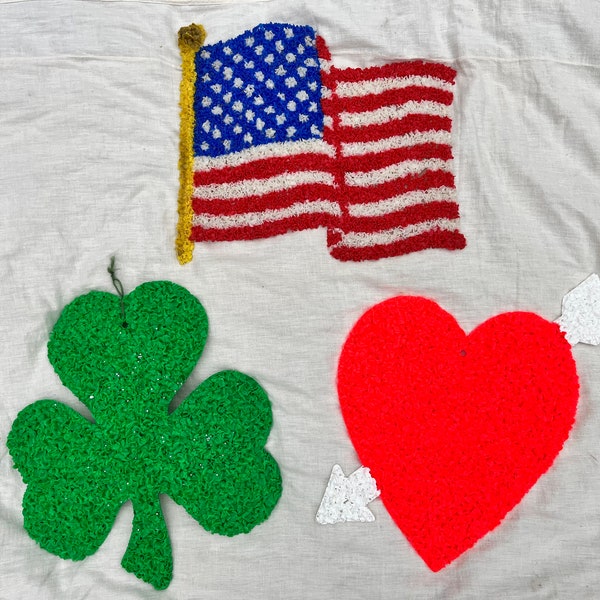 3 Lot Plastic Popcorn Wall Window Decorations Shamrock Heart US Flag St Pattys Valentines Independence Day Retro 3 Lot