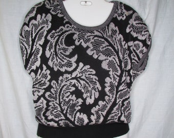 Beldoch Popper Knit Sleeveless Sweater Black White Shoulder Pads Vintage 1980s
