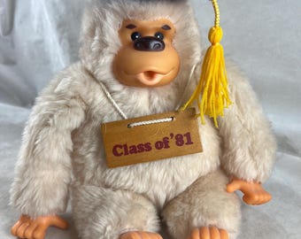 Graduate Gonga Gorilla Thumb Sucking Monkey Russ Stuffed Plush Vintage 1981