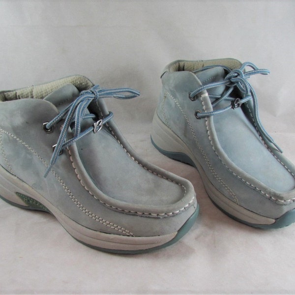 Buffalino Lady B-Boots Lace Up Suede Chukka Style Ankle Boots Gray Size 6.5