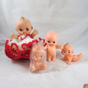 Kewpie Dolls Vinyl Jointed Starfish Hands (4) Vintage Kitsch Taiwan Kewties