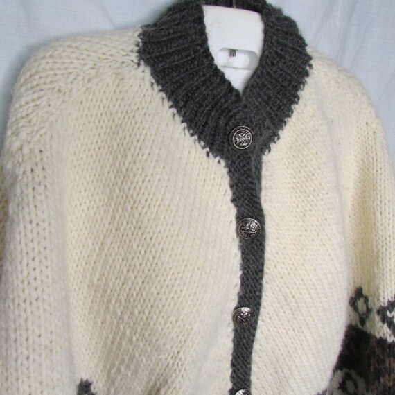 Hand Knit Fringed Shawl Poncho Metal Buttons Vint… - image 3