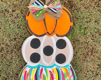 Stacked pumpkins door hanger, fall door hanger, Thanksgiving door hanger, pumpkin door hanger, whimsy door hanger, hand painted door hanger