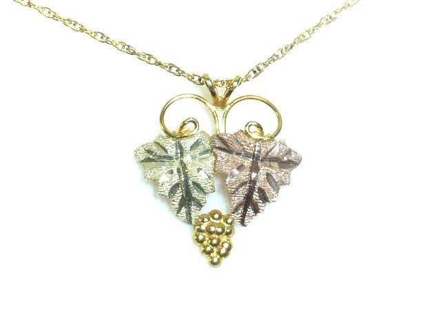 Black hills gold pendant deals