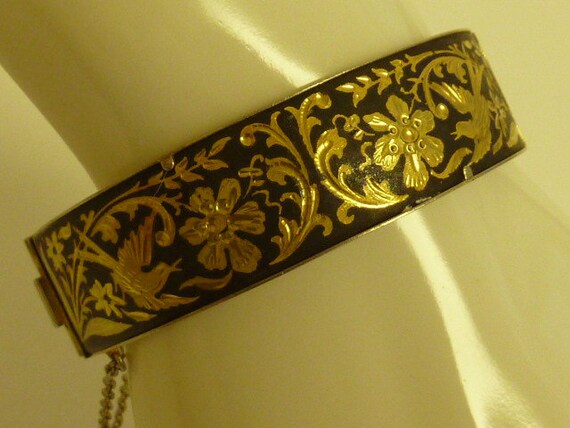 Vintage DAMASCENE Bracelet Black and Gold Ornate … - image 10