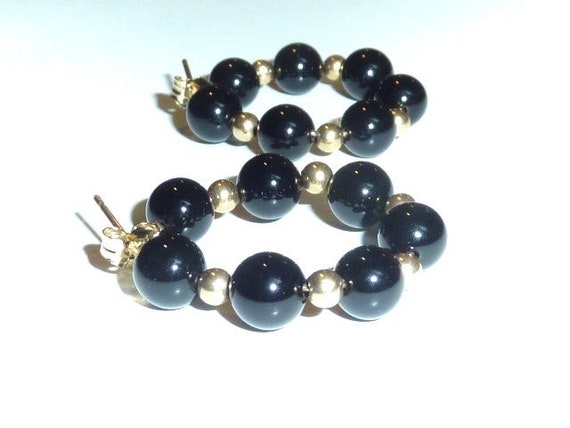 Vintage Black Onyx 14K Gold Bead Hoop earrings - image 3