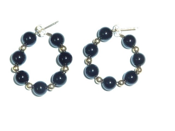 Vintage Black Onyx 14K Gold Bead Hoop earrings - image 1