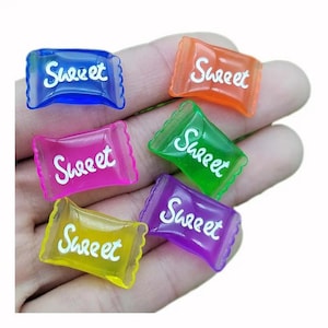 Vente en gros, achat en gros de 100 faux accessoires emballés, bonbons, bonbons, faux aliments, bonbon mélangé, résine, dos plat 3D, 14 mm x 21 mm