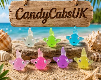 7pcs Glow In The Dark Luminous Resin Blow Puffer Fish Cabochon 3D Flatback