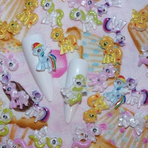 Arte de Minnie Mouse Rainbow Splash · Creative Fabrica