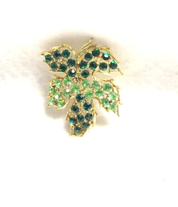 Vintage Green Leaf Brooch - image 1